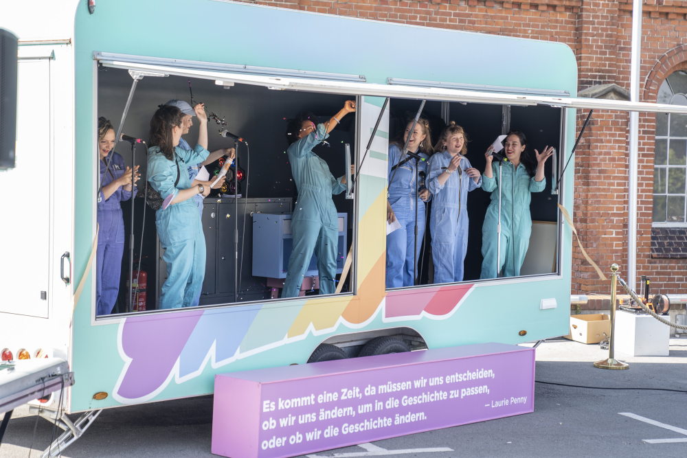 SHEROES #2  MOBILES QUEER-FEMINISTISCHES THEATERSPEKTAKEL EPISODE 2